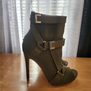 Shoe Republic LA Olive Heeled Boots
